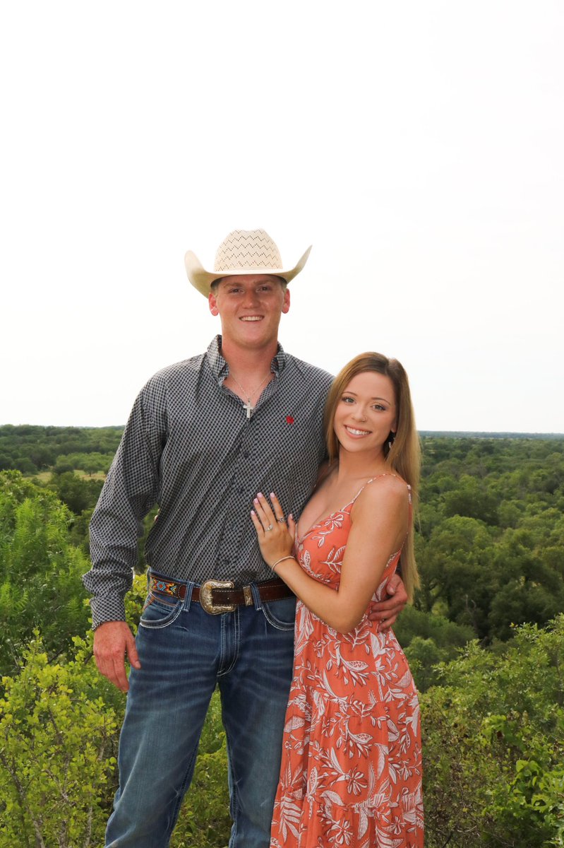 makennakennedy4's tweet photo. Dear God, thank you for answering my prayers and sending me one of the greatest gifts of all. I think I’ll keep him, he’s a good one😉 https://t.co/l573TIPtDO