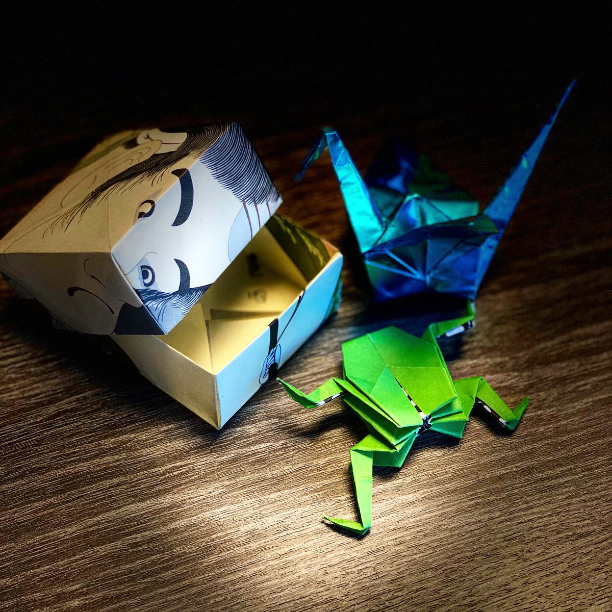 ziegler_md's tweet photo. When there’s a Zoom meeting at the end of the day, but your fingers still feel the call of the operating room #surgeonproblems #academicsurgery #assistantprofessorproblems #origami #hapa #halfjapanese https://t.co/UV5n8iFGUR