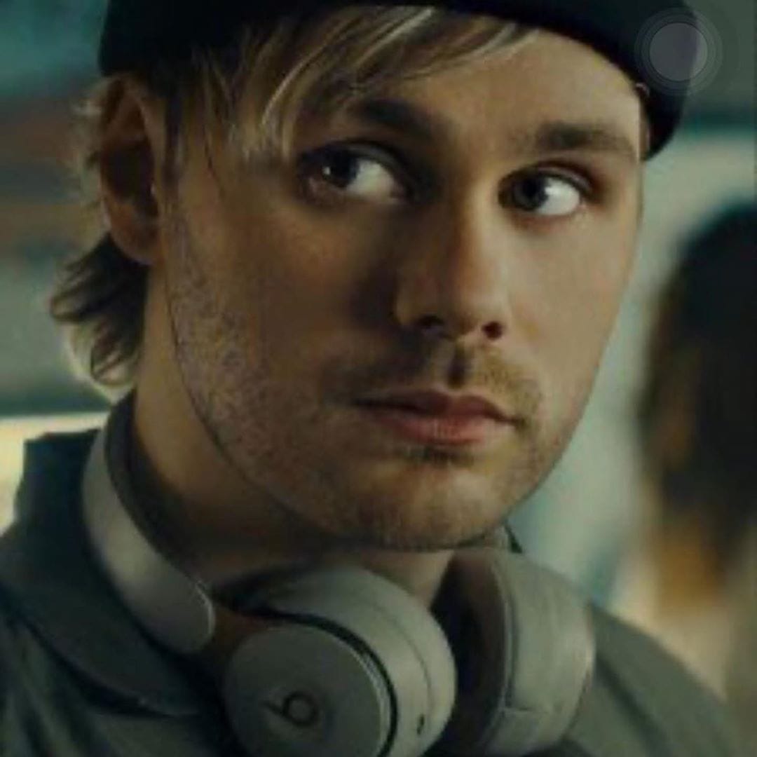 valeenanananna's tweet photo. Pónganse a Michael de icon para apoyarlo ❤️❤️ https://t.co/Hs49oFazmw