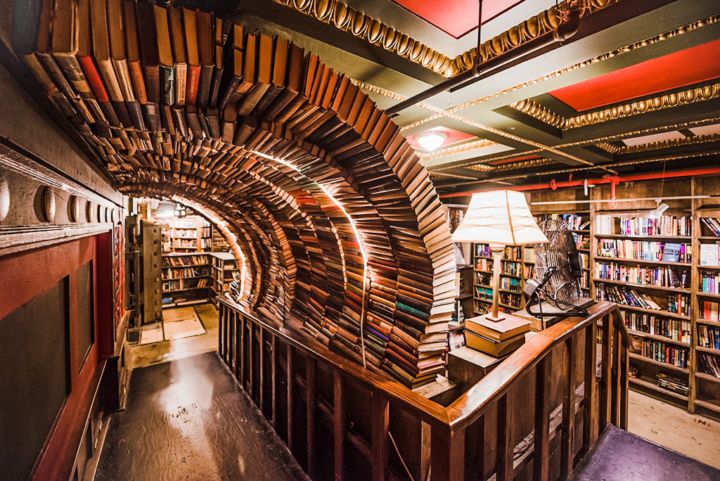 lastbookstorela's tweet photo. The Last Bookstore is now open for browsing! 11am-7pm, 7 days a week. https://t.co/4DKV0GdeoQ