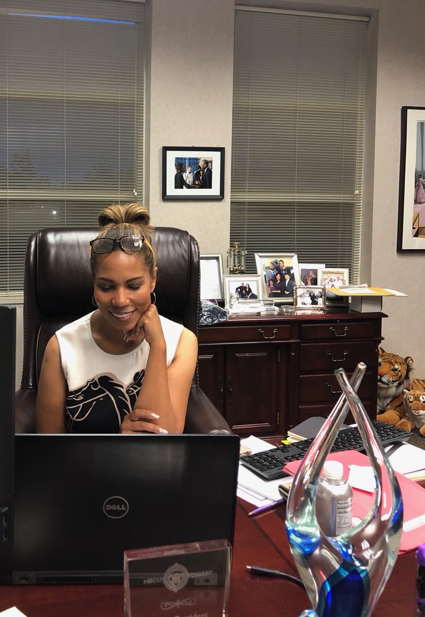 BenedictEDU's tweet photo. βWe are prepared for a second wave. The Department of Health and Environmental and Control (DHEC) said, Benedict should be a model for COVID-19 preparedness plan.β ~ Dr. Roslyn Clark Artis #BCConnects #BCStrong https://t.co/BC95nWTOoC