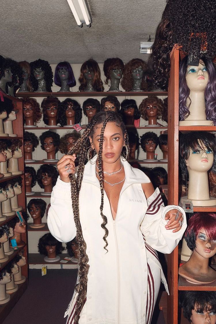 focusbeyonce's tweet photo. So, I came back again 💥⚡️🐝. https://t.co/QFtU2Cq5iD