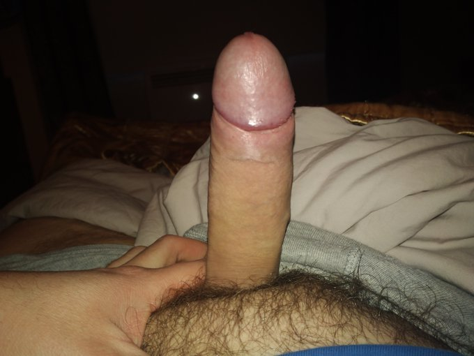 Sex19805's tweet photo. @JuanCar95960913 tu quieres el mio https://t.co/XSwLyWUwOC