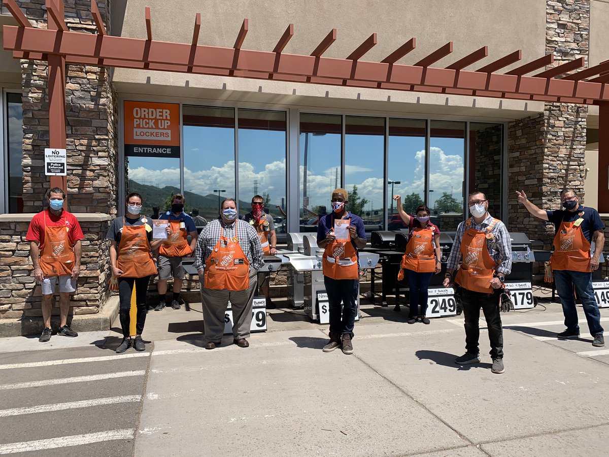 Having fun today with HD#1549 leadership team. Recognized Chandra Bunny D93 DS &amp; Dante Turner D31 DS for their great attitude &amp; dedication to taking care of our associates &amp; creating shareholder value. Well done! <a href="/SteveCronin12/">Steve Cronin</a> <a href="/theonlyDcian/">cian benning</a> <a href="/amandalucken1/">Amanda Lucken</a> <a href="/dan_kitterman/">Dan Kitterman</a> <a href="/DNehk/">Dawn Nehk</a>