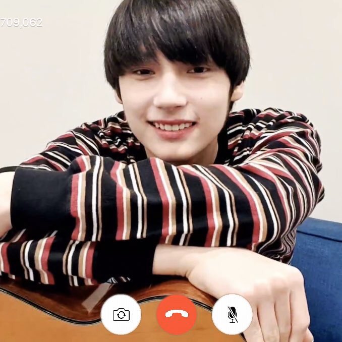 09 ┊ quarantined ↳ nothing is stopping hueningkai from facetiming you to show you the song he wrote for you not really a date but ᵕ̈