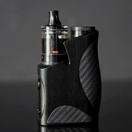 everzontech's tweet photo. 🆕Dovpo X Deer Vape College Mod coming soon🔜 🔥
✔DNA60 chip
✔18650 external battery
✔Temperature Control Mode
✔4 different colors:BLACK GRAY RED SILVER
.
.
#dovpo #college #deervape #dovpocollege #deervapecollege #돕포칼리지 #vape #dnachip #DNA60 #18650mod #boxmod #vapeon https://t.co/XqXsj5r1NQ