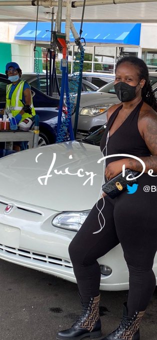 I would tear.. That ass UP 😂😋😈 https://t.co/sbbfFcqlTy