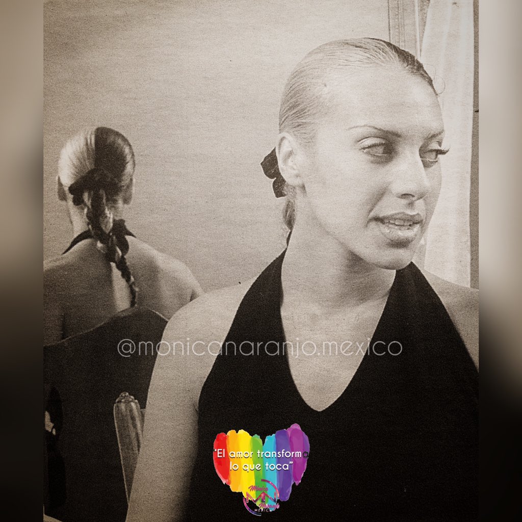 MNaranjo_MX's tweet photo. Una foto del baúl de los recuerdos.
Esta es de la época de #palabrademujer apareció en un reportaje de un periódico dominical, empezaba la promoción de su segundo disco en México.
#monicanaranjo #segundodisco #baulderecuerdos #monicanaranjomexico #lapanteravuelve @monicanaranjo https://t.co/znD1ps09Yx