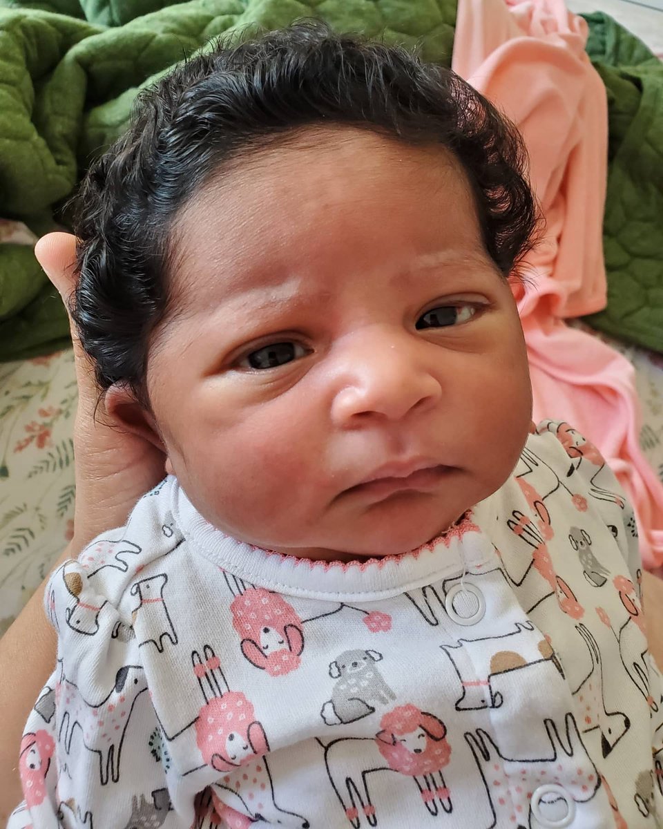 Lilacate's tweet photo. Happy 1st wk my love β€ #1stBath https://t.co/TquV5jcDXj