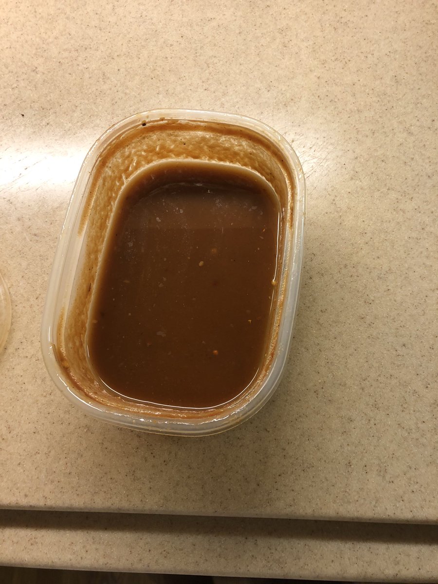 DT2ComicsChat's tweet photo. #FoodTweet

Alright guys.

Brand new hot sauce on tap tonight.

#CoverMe
#ImGoinIn https://t.co/tMWNcN20wp