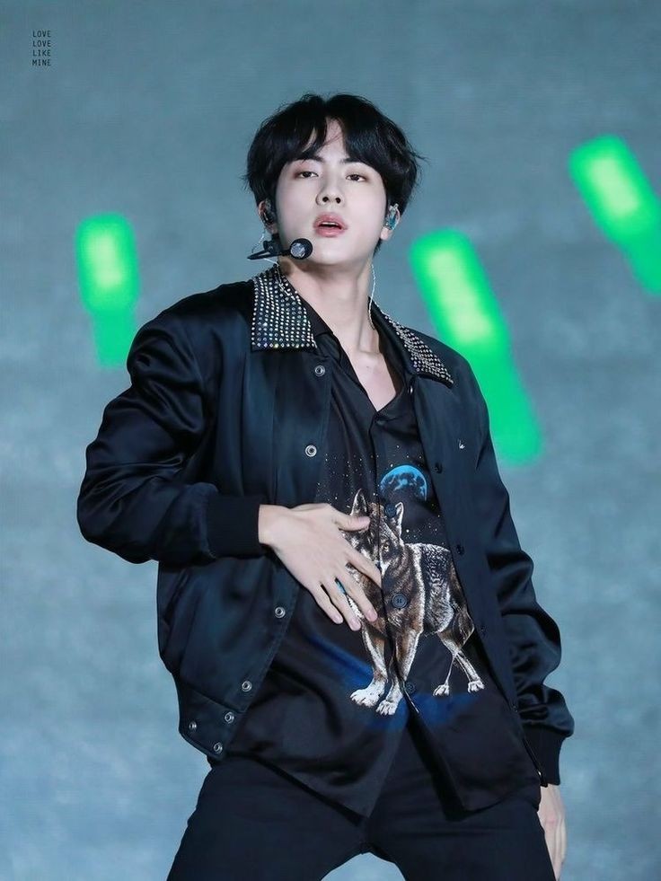 seokjin knows he's hot; a thread