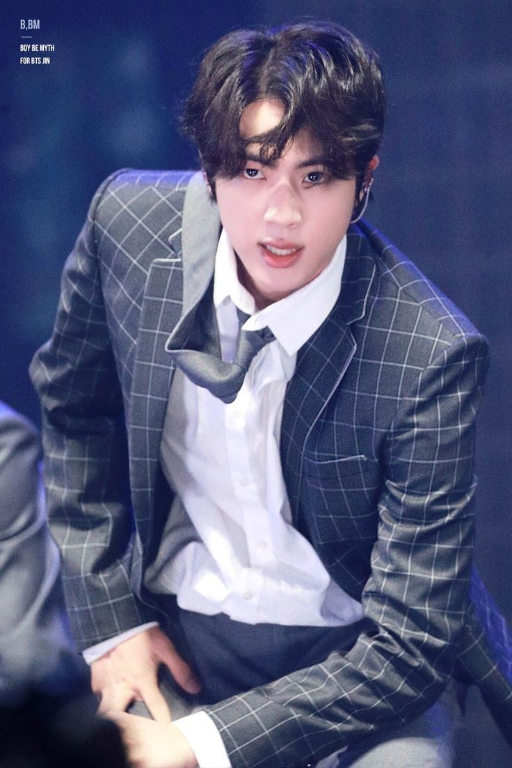 seokjin knows he's hot; a thread