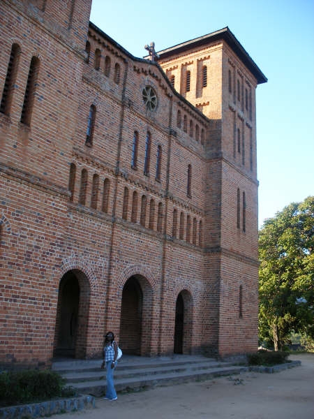 mutaretourism's tweet photo. St Augustine`s Mission was est in 1891 by Bishop Knight-Bruce. It contributed immensely to the spread of the Zimbabwean Christian faith and African education. I have vivid memories of this church during my high school days.#KnowYourZimbabwe #TouriZim
📸Tsambe`s we blog
📸Tariro https://t.co/3N9KBCwndU