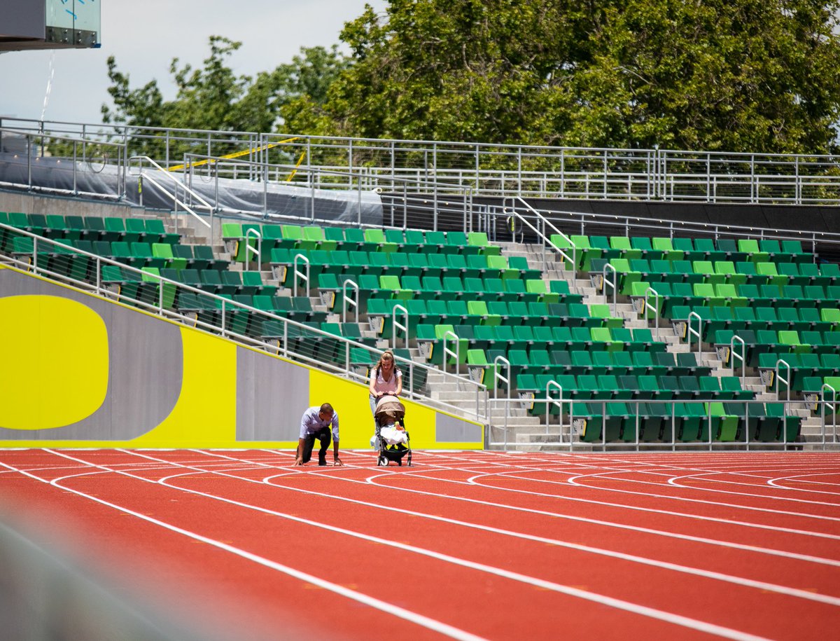 8yrs ago today I became an Olympian and broke the decathlon WR, largely because of the magic of Hayward Field. Now, new Hayward. Same magic. Thank you <a href="/OregonTF/">oregontf</a> and <a href="/uoregon/">University of Oregon</a> for an incredible time visiting the new Hayward Field and celebrating that day with my family. #eaton9039
