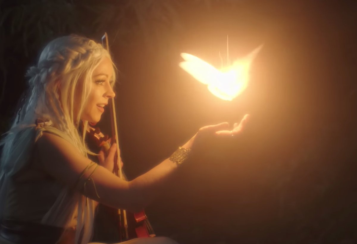 LindseyStirling's tweet image. Couldn't ask for a better dance partner for #BetweenTwilight  @derekhough 
found.ee/LS_BetweenTwil…