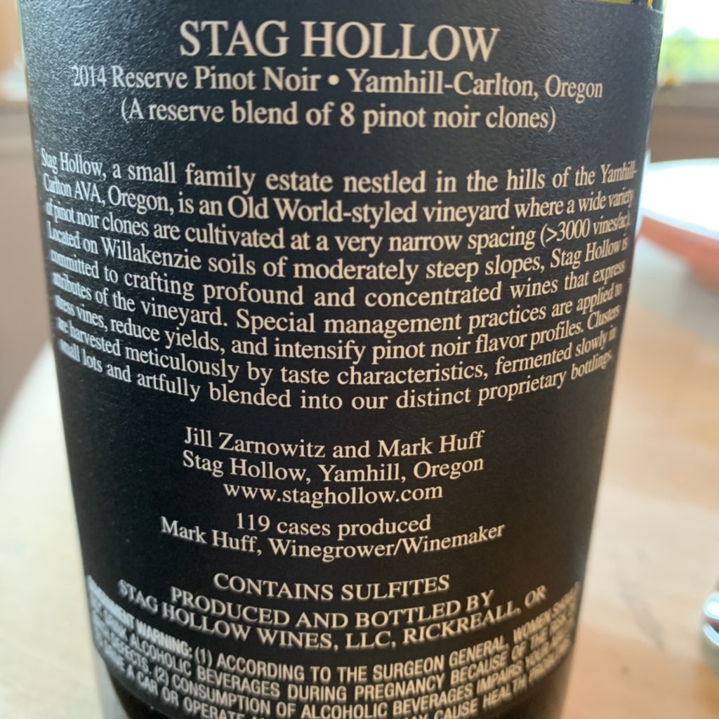 OregonWineLover's tweet photo. #Leftovers - Traegerized ribs on Sunday - wrapped in tinfoil with lots of #BBQsauce today! Fall off the bone! Twice baked potato &amp; corn! Paired with a delicious 2014 @staghollow Reserve Pinot - #Oregonwine #pinotnoir #wine #yamhillcarltonava #Yum https://t.co/4uBj4nNucC