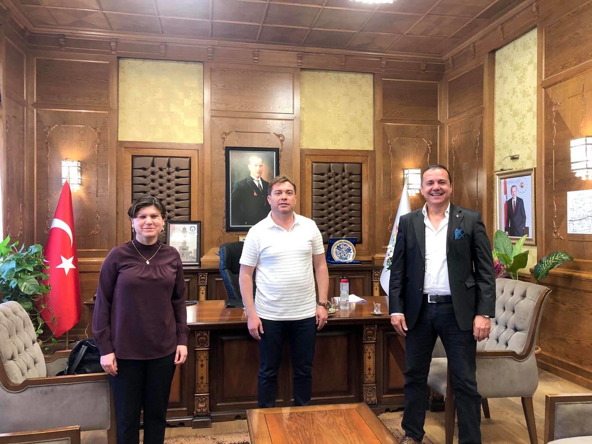 Bayındır Belediye Başkanımız çok kıymetli Sn. <a href="/DemirezenUgur/">Uğur Demirezen 🇹🇷🇹🇷🇹🇷</a>  ‘u makamında ziyaret ettik.