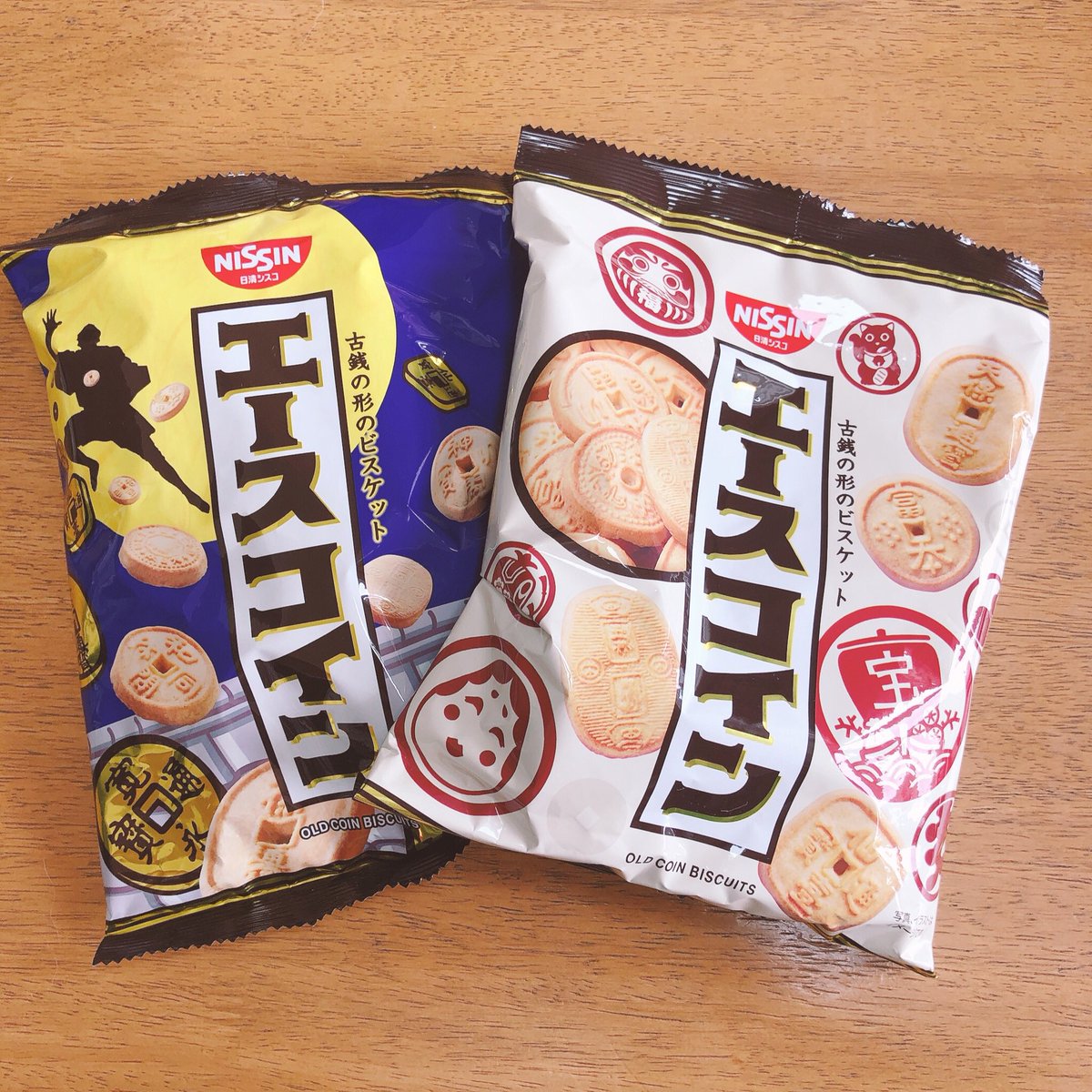 最近ハマってるお菓子。 エースコイン😋 なんか懐かしい味😊 この辺りではダイソーでしか見かけない😭 #お菓子 #エースコイン #３時のおやつ  #懐かしい #懐かしい味 #ダイソー #日清シスコ #北海道
