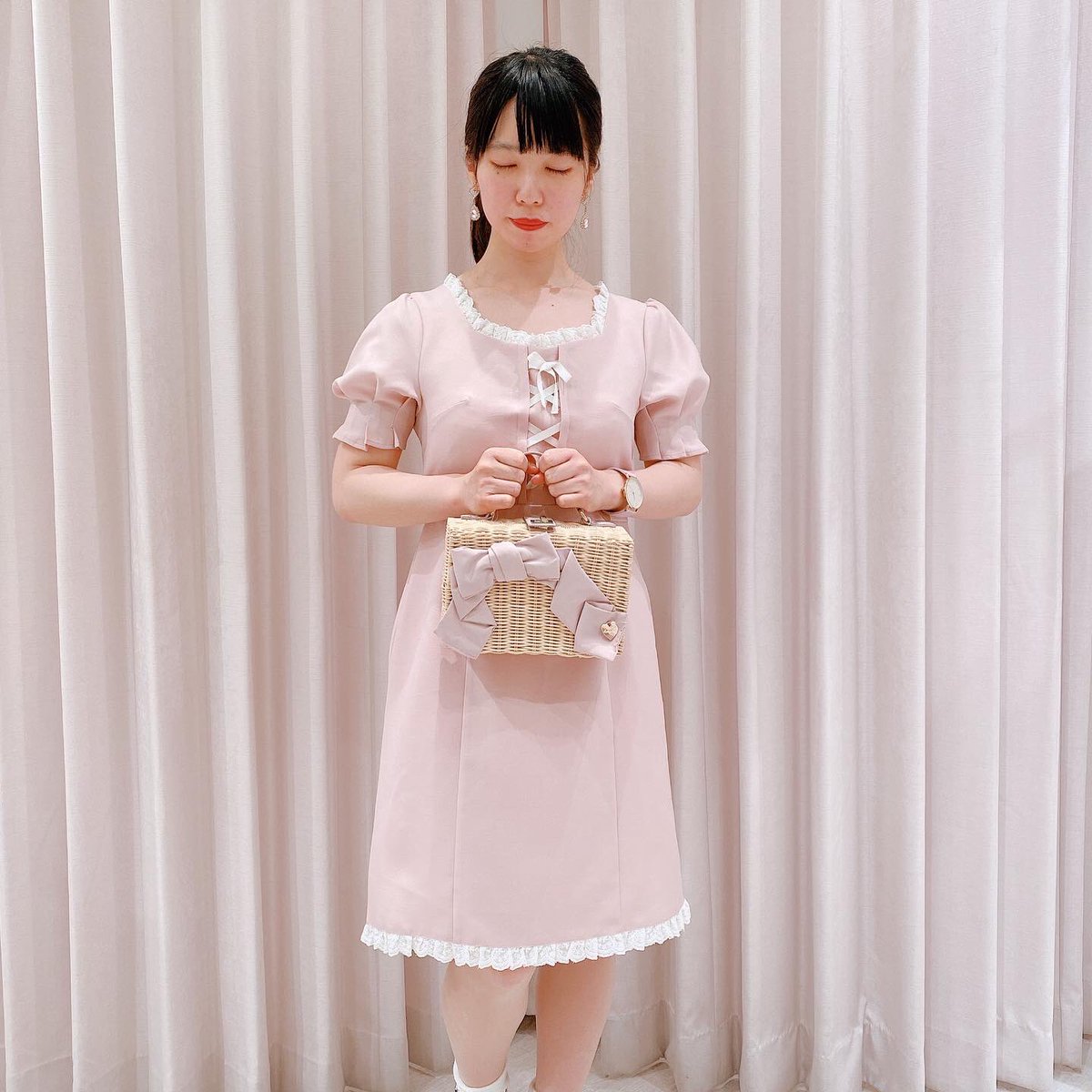 Mille Fille Closet By Lodispotto ルミネエスト新宿 Recommended Item タックスリーブフロントリボンワンピース 8 0 Tax 5 740 Tax レースアップ調のフロントデザインがとっても可愛い 首元や裾にはレースをあしらい女性らしい雰囲気に