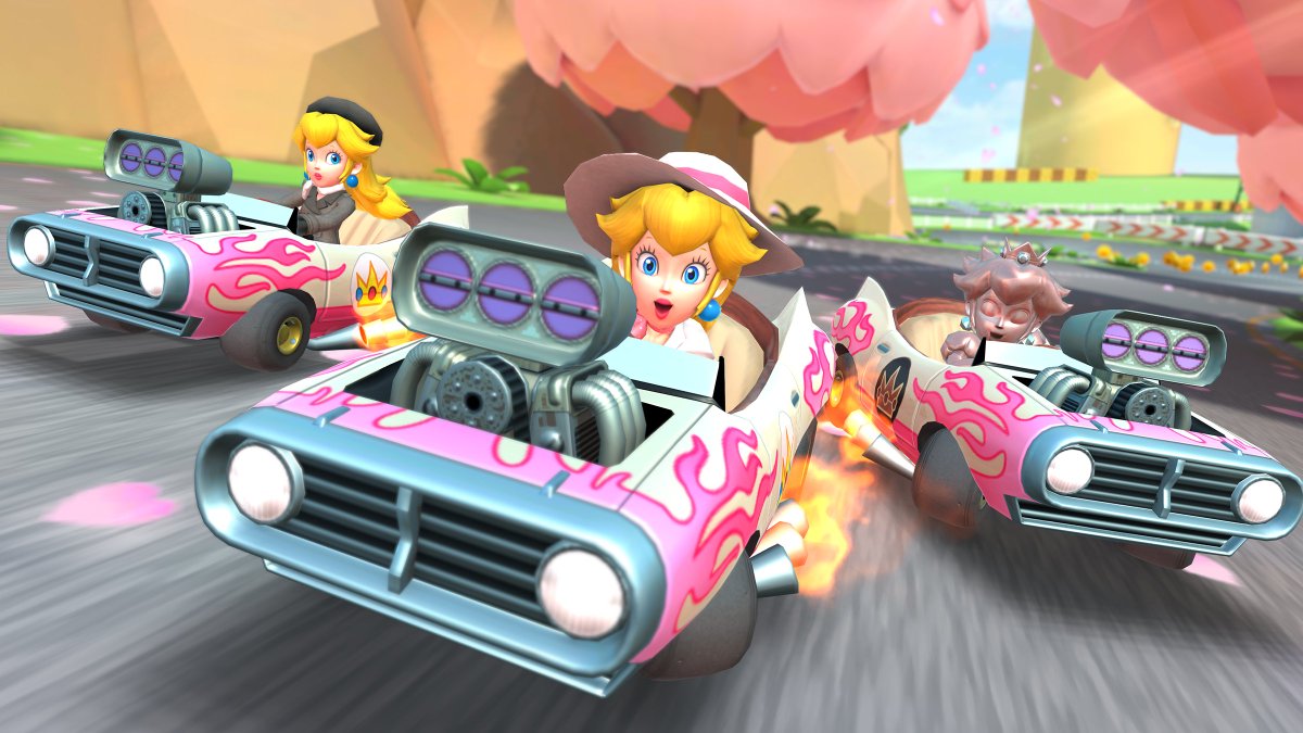 Mario Kart Tour on X: The Paris tour is here and Peach is dressed for  vacation! It looks like she's enjoying her time in a city full of fine art!  #MarioKartTour continues