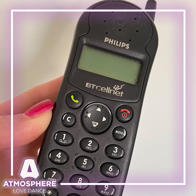 AtmosRad's tweet photo. Hands up who had one of these? ๐โโ๏ธ
This is @suzi_martin first ever mobile phone... What was yours?
Taking it back to the year of the #BTcellnet on The Dance Years now! ๐๐ฟ๐๐ผ๐๐ฟ๐๐ป
.
#mobilephone #phillips #oldskool #TheDanceYears #music #dance
https://t.co/cEOVhttLYc https://t.co/tWTPmkRBrc