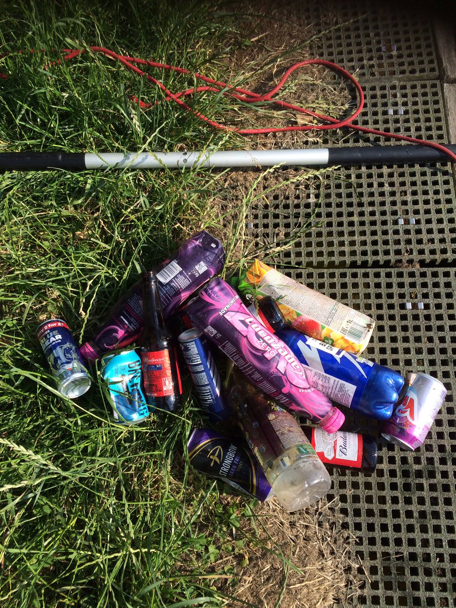 Cometh the humans cometh the rubbish. Collection from this morning short paddle on the #RiverGreatOuse Stand up for your local area and ask visitors to take their rubbish home with them! @EnvAgencyAnglia @CanalRiverTrust @cambridgenature @NearbyWild