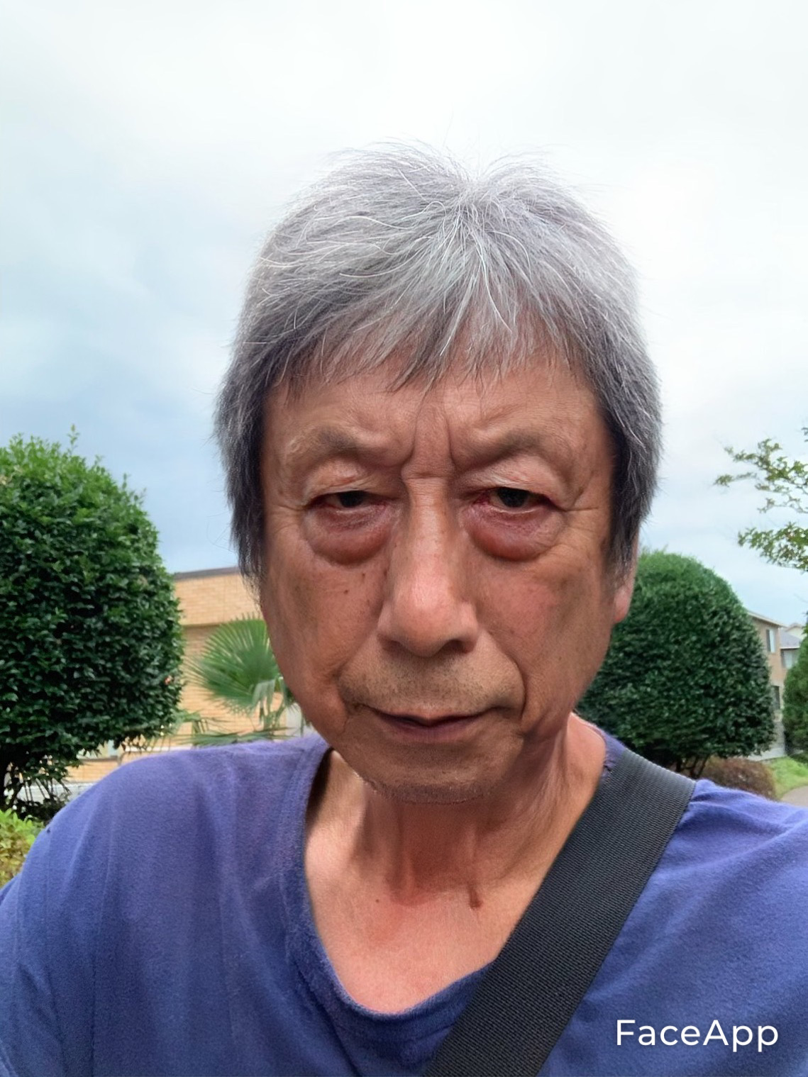 素人熟女顔  / X