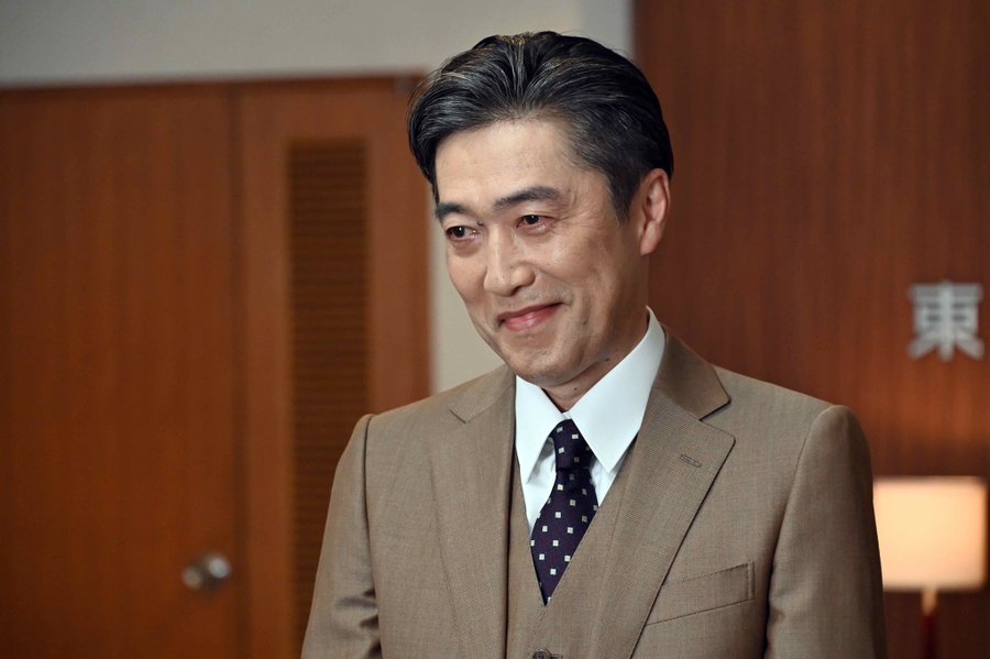 仮面ライダーウィザードの白い魔法使いの俳優 声優の現在は 正体と最後についても マグナスのホビーニュース