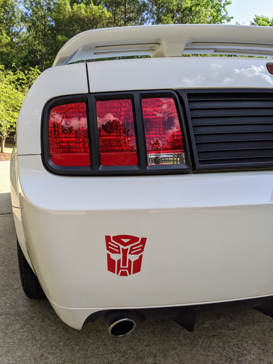 S197_Blastcage's tweet photo. Officially team Autobot! #Ford #Mustang #GTCS #Autobot #Blastcage #ShotOnPixel3 #TeamPixel https://t.co/5OVtJ1awwG