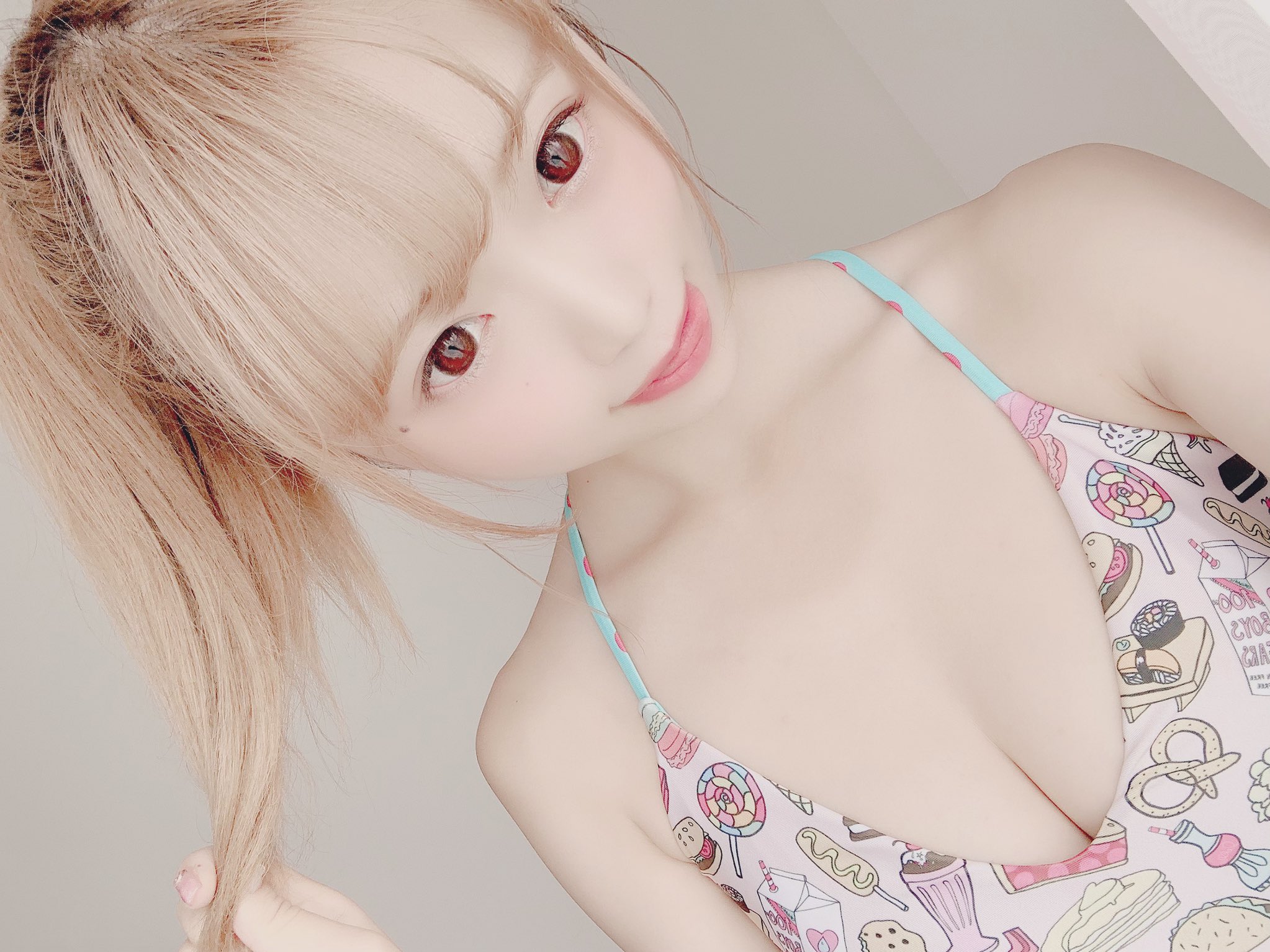 中井りか アップトゥボーイさん 撮影させて頂きました 7月23日発売です 久しぶりの水着 日焼けしてるのが一目瞭然ぴえん T Co Gkqzo9ilts Twitter
