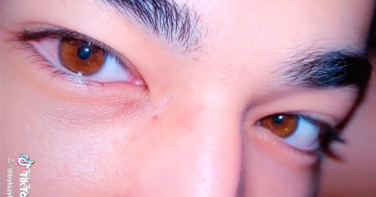 kookiedore's tweet photo. the most beautiful brown eyes 

@itsdredesu 
ANDRE BROUILLETTE https://t.co/koQMWlemkK