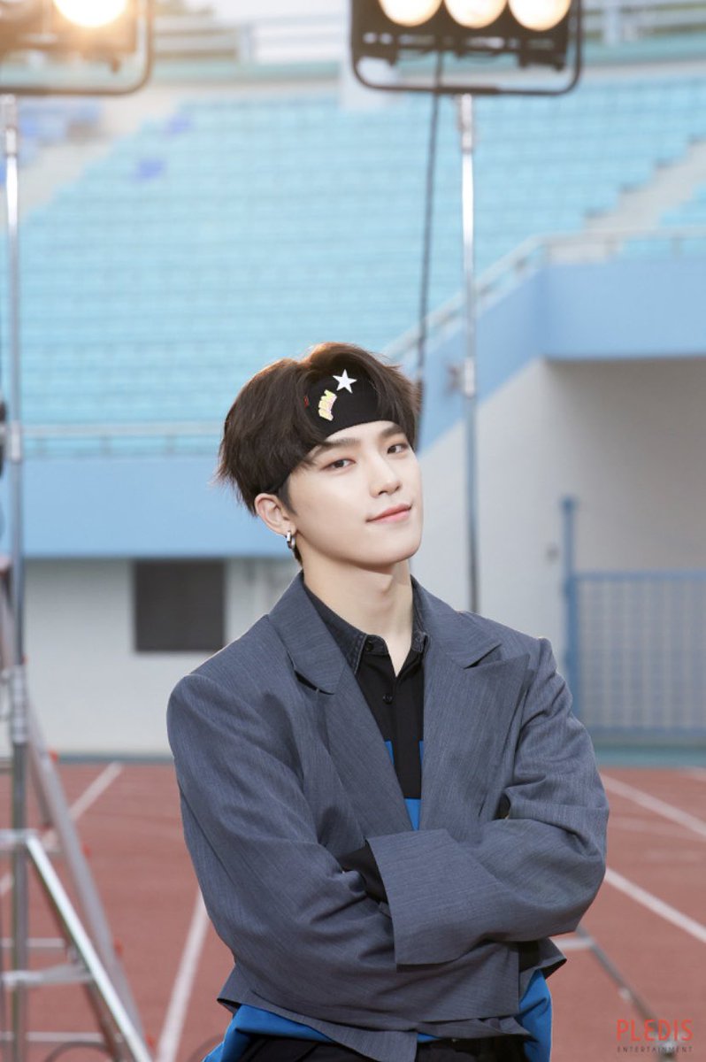 _DINO99TH's tweet photo. [📸] SEVENTEEN 7th Mini Album [Heng:garae] ภาพเบื้องหลังการถ่ายทำเอ็มวี Left &amp; Right ของอูรีดีโน่และเหล่าพี่ๆเซเว่นทีน 💎🥕

🔎 https://t.co/F9FwpxXXiK
#SEVENTEEN  #세븐틴 
#헹가래  #Henggarae 
#Left_n_Right https://t.co/3cH2ghfHQH