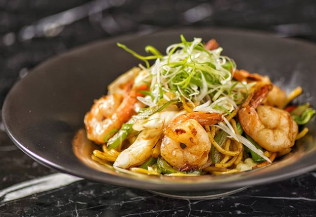 Megu_Qatar's tweet photo. Order, Slurp and Savor. Enjoy Megu's #ShrimpYakisoba delivered straight to your table. Free Delivery Charges for direct call orders. ORDER NOW ☎️ 4409 5237 or 📱 6611 2115(WA). .

#Yakisoba #japanesecuisine #Shrimpyakisoba #MeguQatar #Japanese #Qatarfoodbloggers #foodbloggers https://t.co/bmb9OF3iQJ