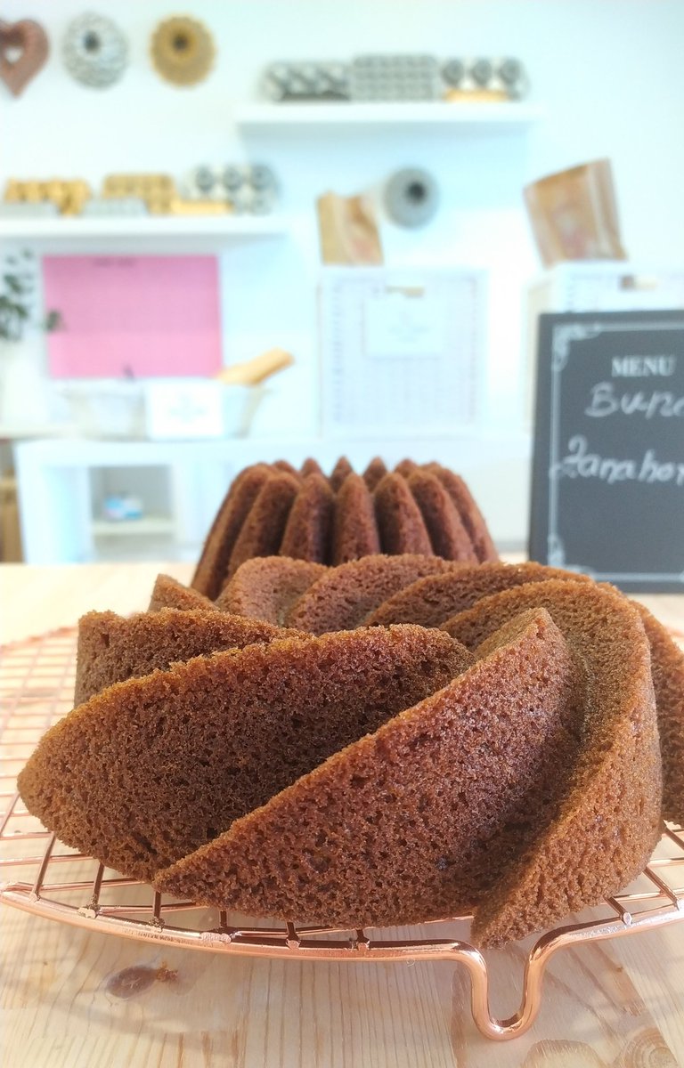 Dulces & Co Bakery tweet media