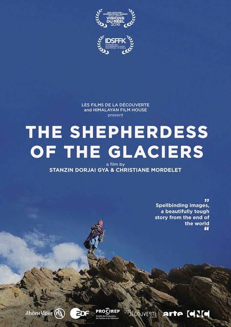 CinemaRareIN's tweet photo. #Girni (Dir. @AantarikUmesh  | 2004)

#LoSumChoeSum (Dir. #DechenRoder | 2015)

#RalangRoad (Dir. #KarmaTakapa | 2016)

#TheShepherdessOfTheGlaciers (Dir. @stanzinDorjaiGy &amp; #ChristianeMordelet | 2015) https://t.co/1Av3LjsWve