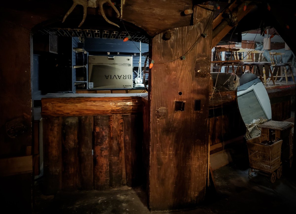 New mead hall/venue space/storefront/leather production/meadery coming this fall!

Full post here: m.facebook.com/story.php?stor…

#meadhall #meadery #mead #portland #pnw #oregonmead #leather #leathercraft