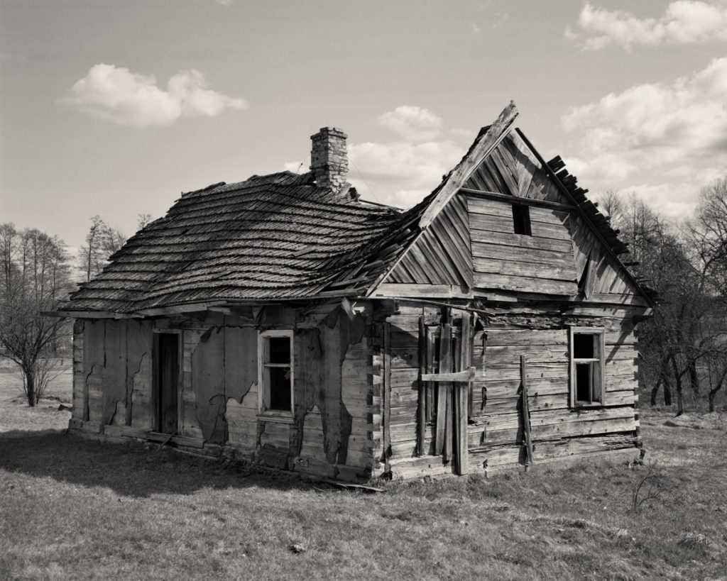 The Prix Elysée 2020 - 2022 nominees have been announced by @ElyseeMusee. 

Alys Tomlinson's proposed photographic project seeks to explore loss, faith and ritual across islands in Italy – capturing abandoned places.

See the full list: bit.ly/2AUYiwA