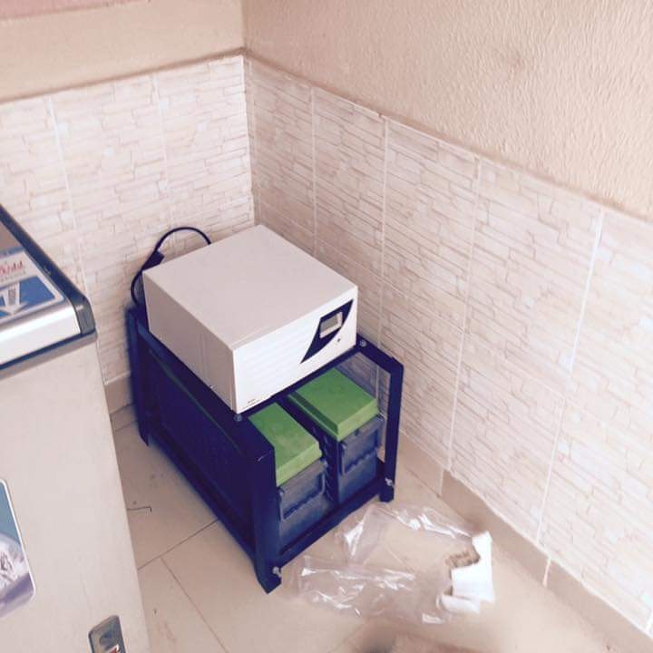 CorevaluesInc's tweet image. 2kva inverter backup system! Power your TV, Fans and light bulbs, Laptop and Wi-Fi.
.
.
.
For enquiries;
Call/WhatsApp : 09067318137
Email : corevaluesbusiness@gmail.com