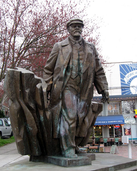 4/*I DONT support toppling the statues of our history. I despise vandalism; if we don’t stop it, the art and books go next.Crash Columbus, Serra & Washington because “their legacy is complicated” (huh, what will be ours?) and keep Lenin(!) standing happily 3 miles from  #CHAZ?