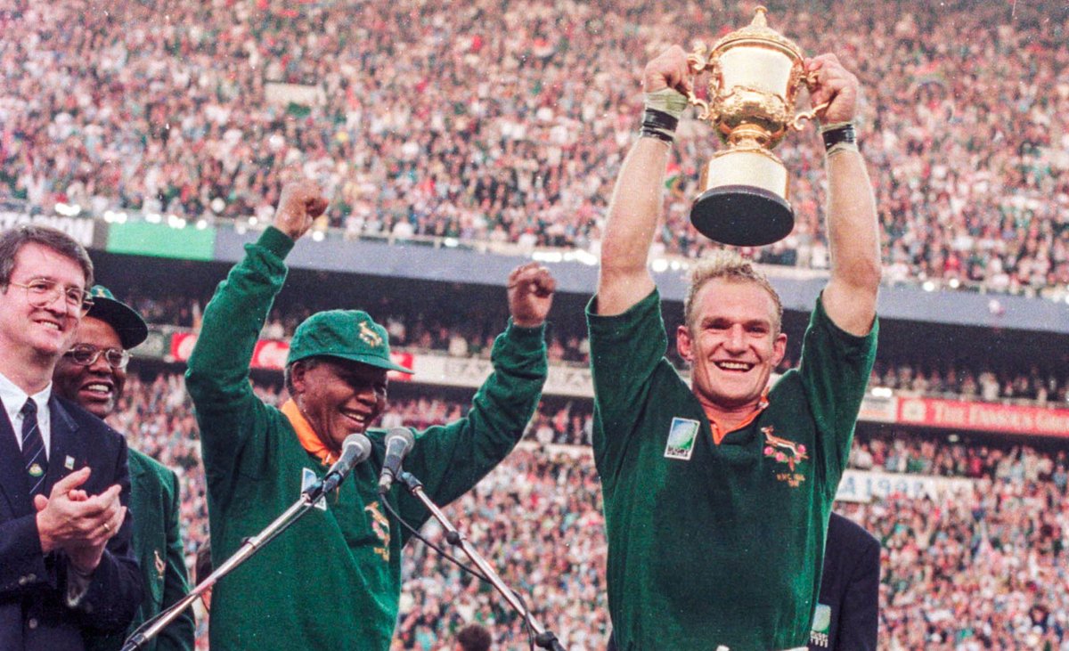 2️⃣5️⃣ years ago today, the Springboks beat New Zealand in the RWC Final of 1995
🇿🇦 We will be reliving this occasion throughout the day, sharing memories and remembering 24 June 1995 on our digital channels - don't miss it‼️
➡️ springboks.rugby
