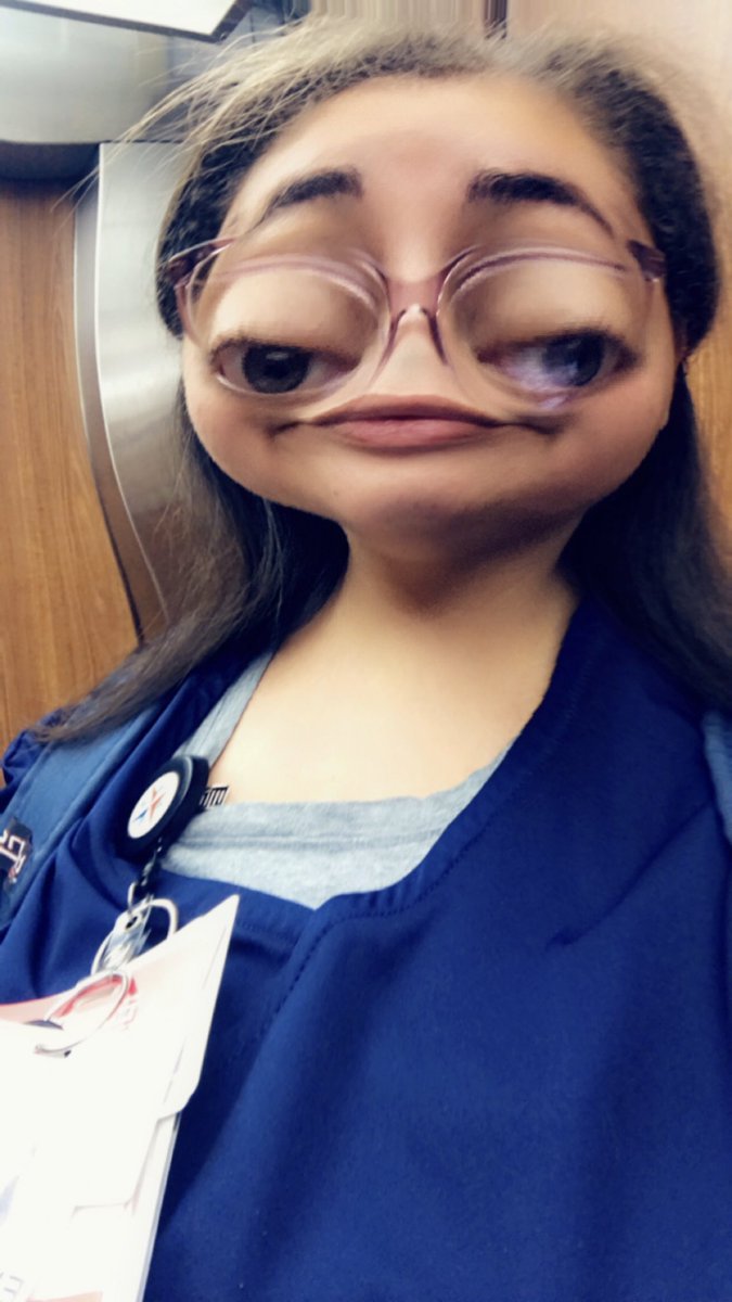 xoxo_lilly's tweet image. Trying to find a nice selfie that I’ve taken at work but they all look like this #nothelpful