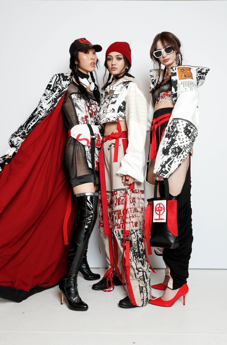 Box Hill Institute is in the process of reviewing their Bachelor Degrees in Fashion. Your input is vitally important in this process and will help develop work-ready graduates. Take the confidential survey here by COB Tuesday 30th June; surveymonkey.com/r/BHIIndustryE…