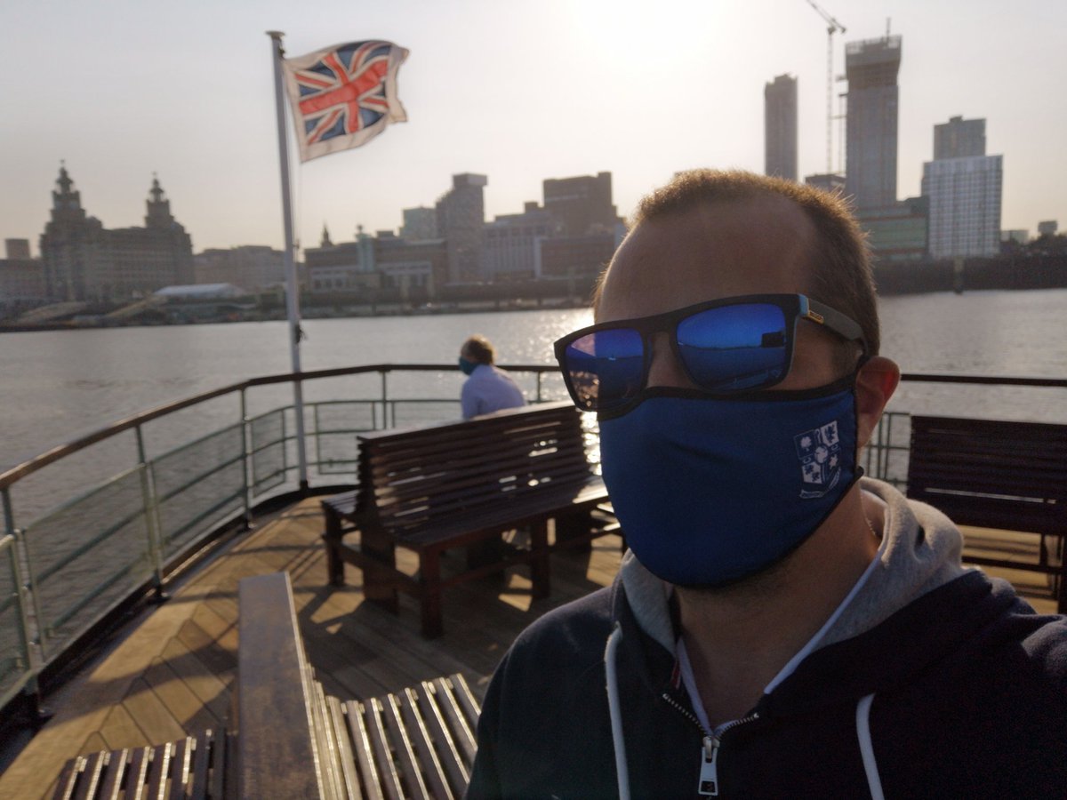 Hopewellcj's tweet photo. Does anyone know how to wear a face mask and for it not to steam up your sunglasses? Asking for a friend. @MerseyFerries
#wirral #wallasey #newbrighton #wirralviews #commute #merseyferry #huawei #huaweip2pro #huaweiphoto #huaweicamera #liverpool #facemask
#trfc https://t.co/JYSGH7YbUH