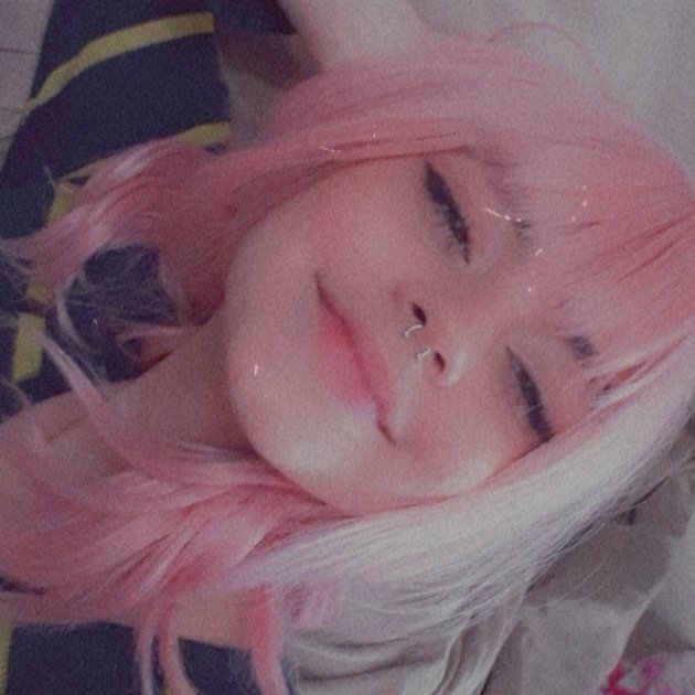 elfannym's tweet photo. Mmm Yeah, your baby princess here♡♡♡♡ https://t.co/0wRx6mQFS4
