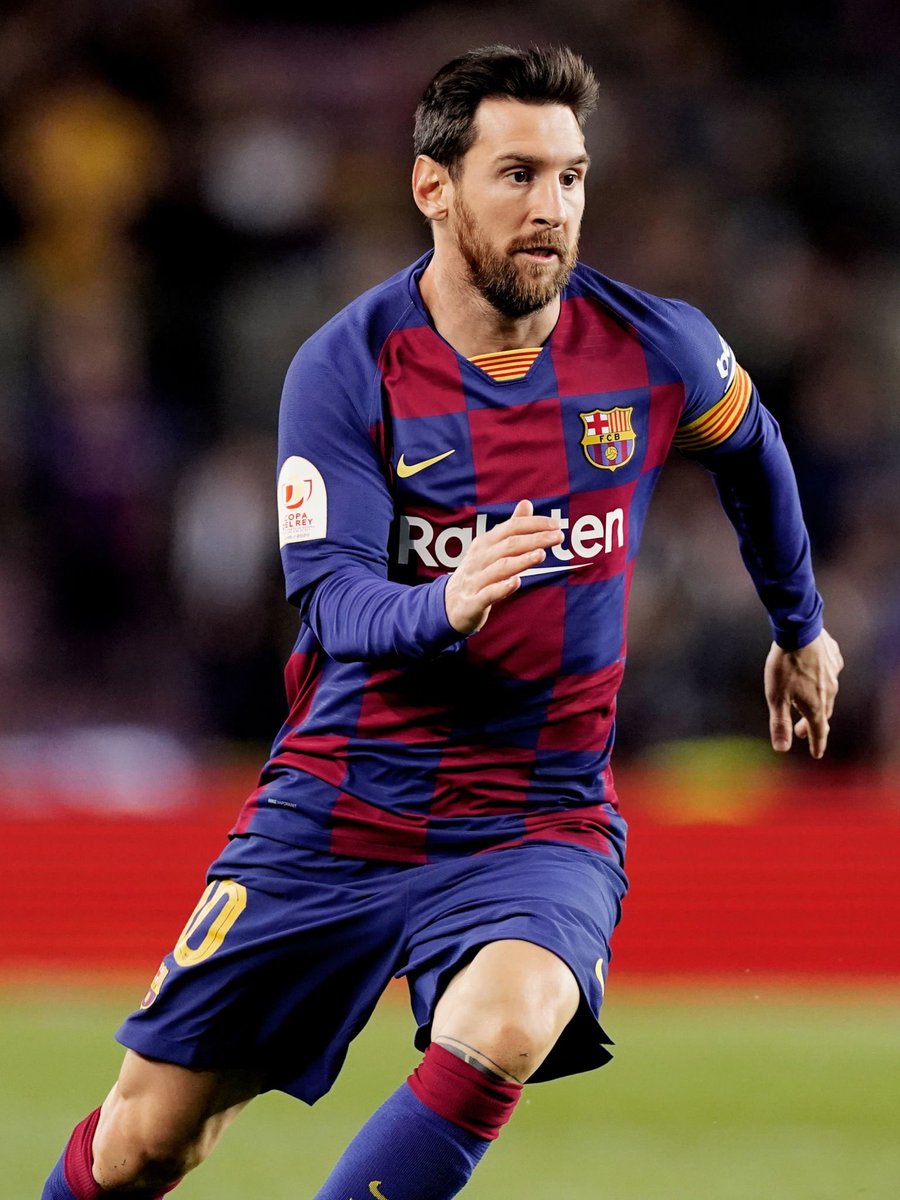 mz_sachoy's tweet photo. Happy Birthday Ife mi 😂 😂 😂. If I hear phimm from anybody! World best temi nikan. Baba THIAGO, MATEO ati CIRO fun ara re. The one and only G.O.A.T. #Messi33 #Messi #messibirthday . HAPPY BIRTHDAY LEO ANDRES MESSI 😍🥰😍🥰😘😘😘😘. https://t.co/NFFDSrOGlb