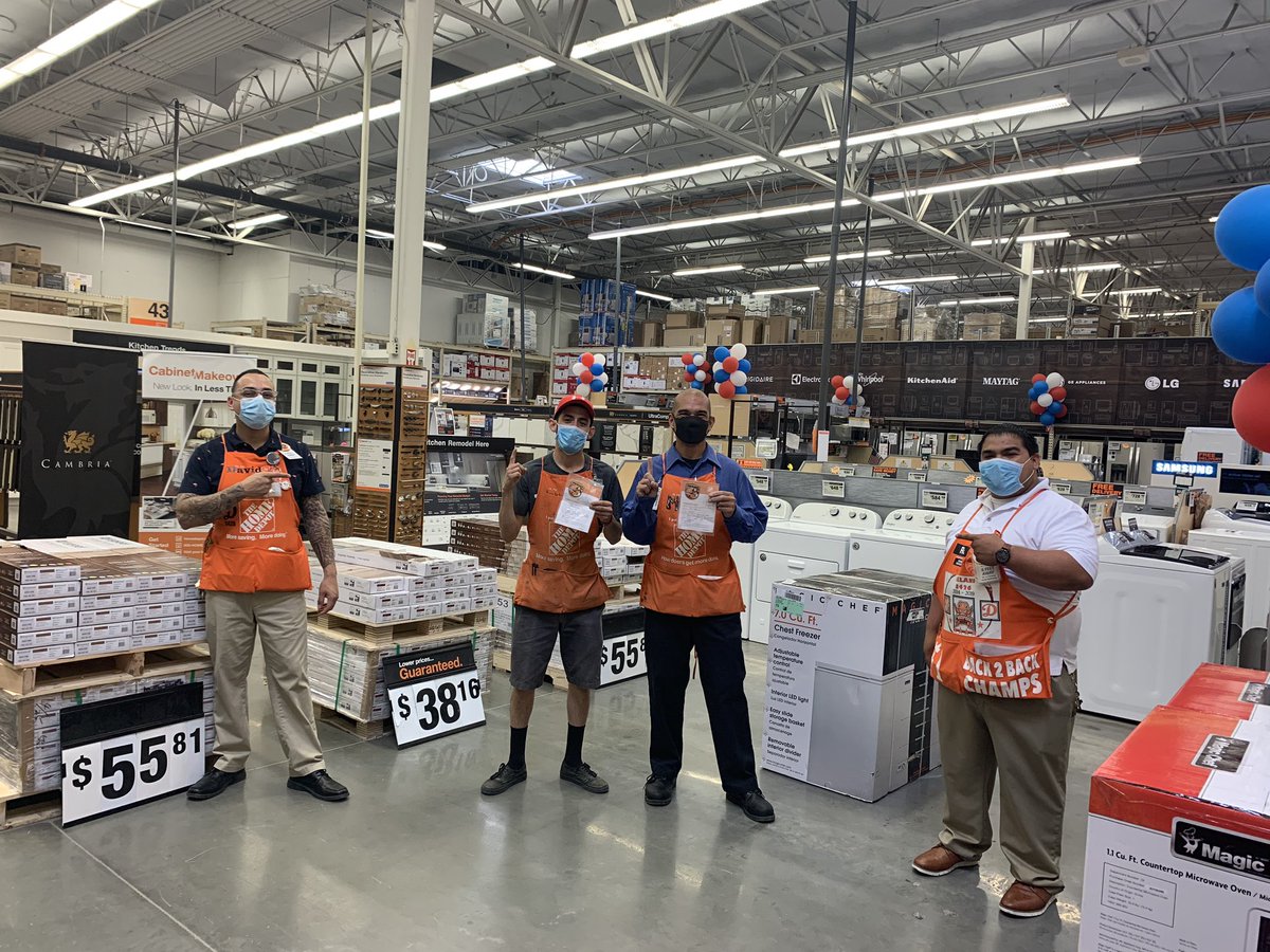 Shelene Larsen (@shelene_larsen) on Twitter photo Had a blast today at #8426 Delano spending time with Roy and his team! Thank you for letting me be apart of recognizing all these great associates today πππ <a href="/CaylorLarry/">Larry Caylor</a> <a href="/likevike/">pac central region</a> <a href="/donnathdpacC/">D_T</a> <a href="/Roy_Salazar8426/">Roy Salazar</a> <a href="/DavidER661/">David</a> <a href="/s_marquez96/">Sergio Marquez</a> <a href="/Alfredo90591446/">Alfredo Alvarez</a> Had a blast today at #8426 Delano spending time with Roy and his team! Thank you for letting me be apart of recognizing all these great associates today πππ <a href="/CaylorLarry/">Larry Caylor</a> <a href="/likevike/">pac central region</a> <a href="/donnathdpacC/">D_T</a> <a href="/Roy_Salazar8426/">Roy Salazar</a> <a href="/DavidER661/">David</a> <a href="/s_marquez96/">Sergio Marquez</a> <a href="/Alfredo90591446/">Alfredo Alvarez</a>
