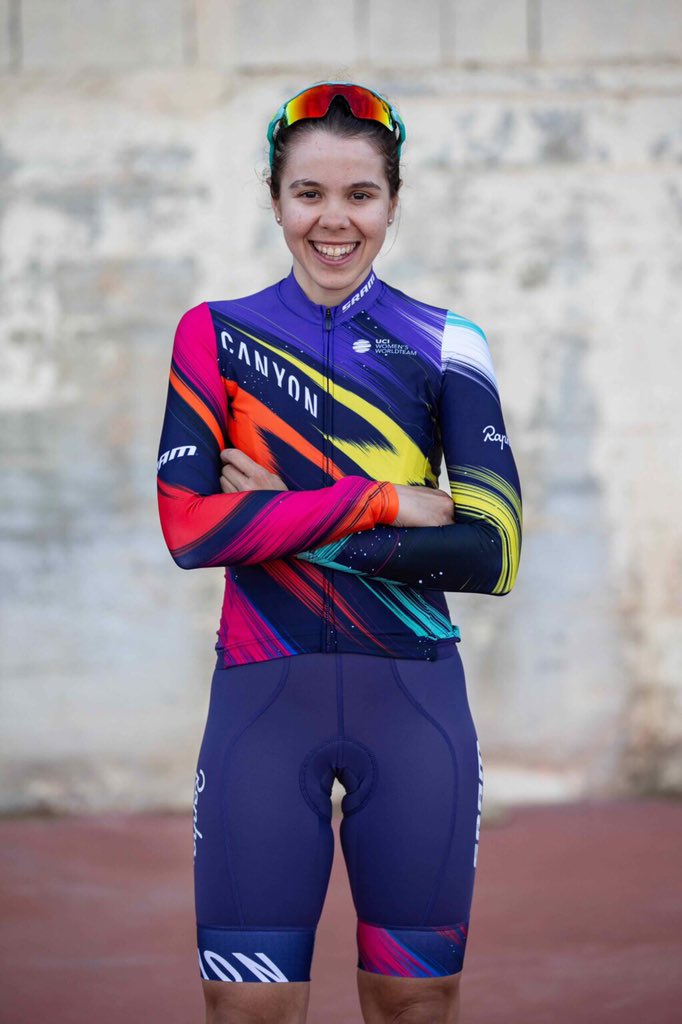 Looking for a ride bar recipe? <a href="/jesspratt97/">Jess Pratt</a> of <a href="/WMNcycling/">CANYON//SRAM zondacrypto</a> returns to the #VoxKitchen with just that! Enjoy mid ride with a coffee...

voxwomen.com/the-vox-kitche…