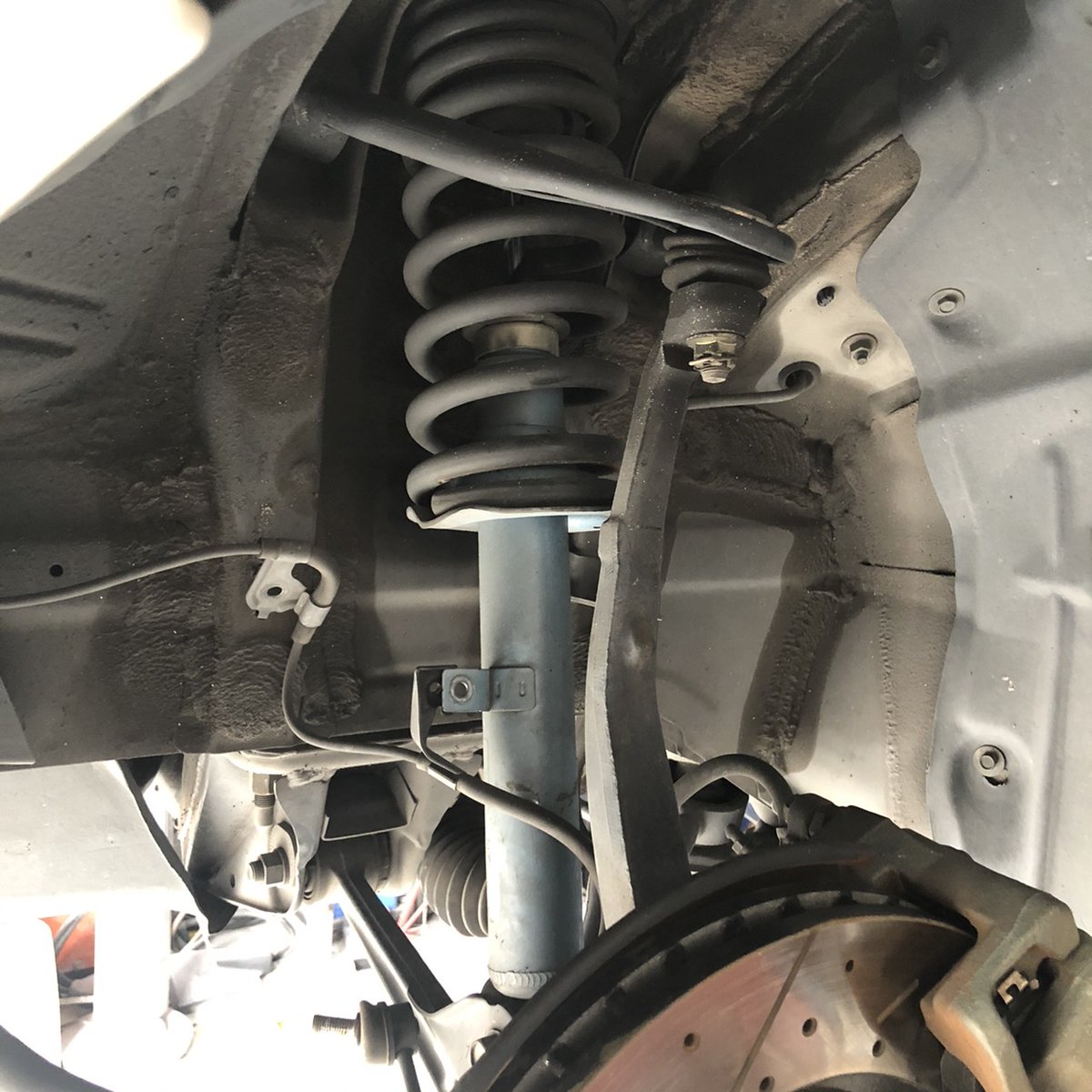 Chaser Trd ずっとショック抜けコトコト音が出ていましたがartstyleさんで車高調交換で問題解決 Artstyle 1jz チェイサー Chaser Trd ずっとショック抜けコトコト音が出ていましたがartstyleさんで車高調交換で問題解決 Artstyle 1jz チェイサー