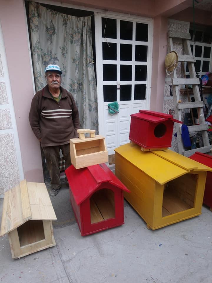 flakuchita08's tweet photo. Casitas para perro desde $250
100% madera.

amarilla tamaño 80cm de fondo 60cm de ancho 65cm de alto $700

Roja mediana $450
60cm de fondo 50cm de ancho 45cm de alto

Roja chica $350
50cm fondo 38cm ancho 40cm de alto

Roja Mini $250
 37cm fondo 30cm ancho 30cm alto
. https://t.co/w6Nu7fA84k