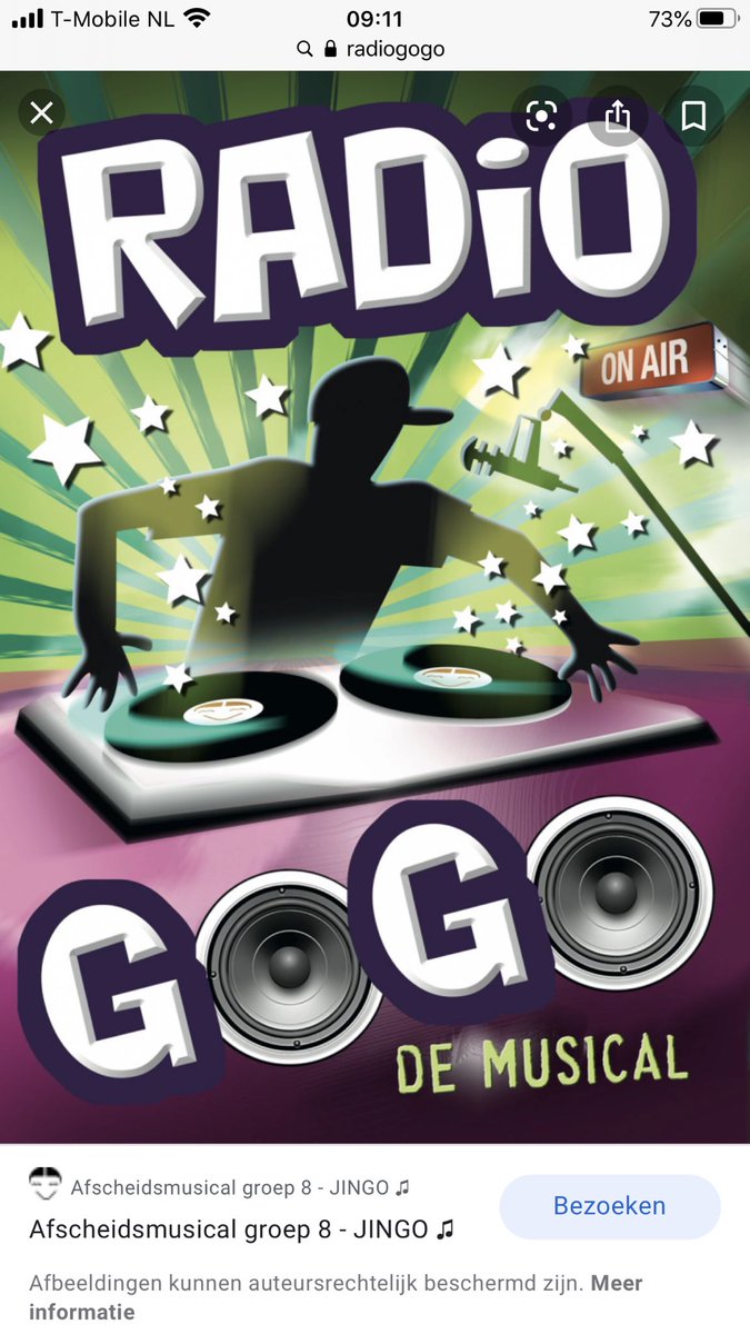 cccallene's tweet image. Ik zat bij een meidengroep “super clean” De docenten hadden bedacht dat we met schoonmaak handschoenen en stoffers op t podium moesten staan hahahahahahha hahahah hahahahahahha